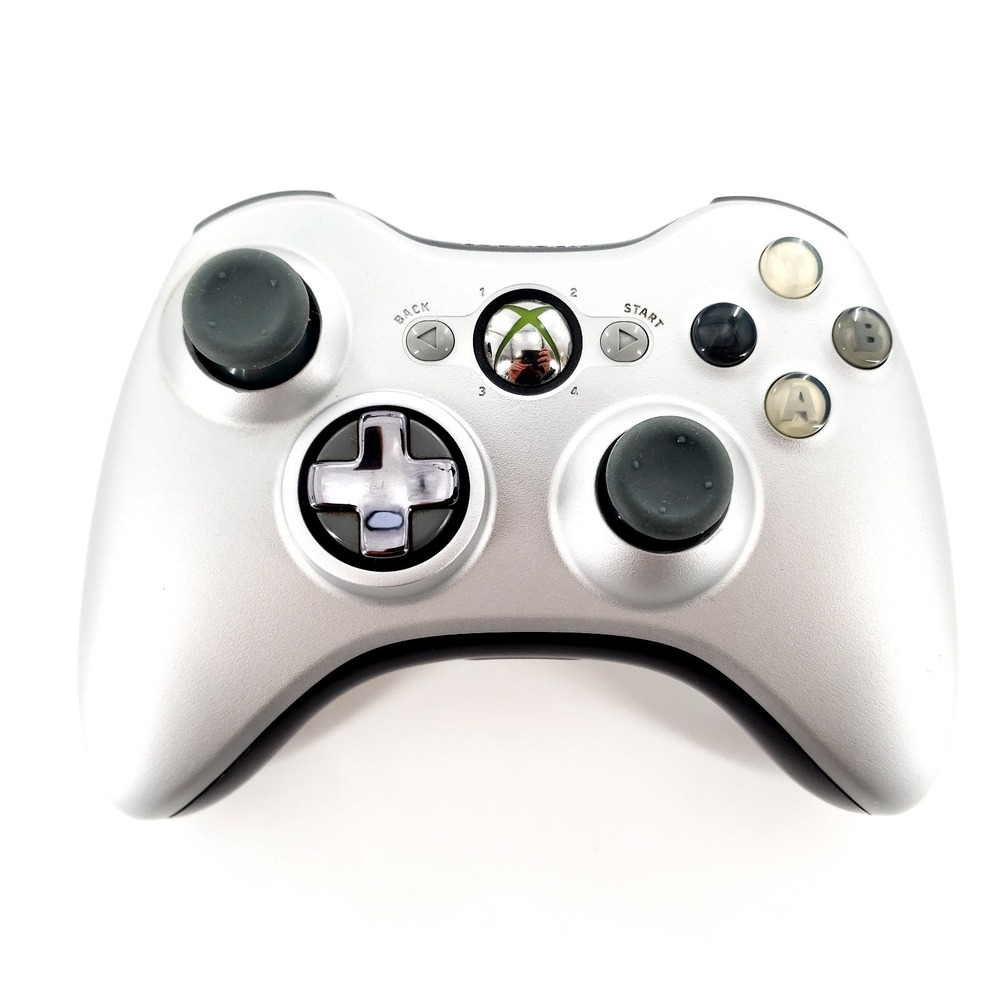 Microsoft Xbox 360 Silver Special Edition Wireless Controller Transforming D-Pad